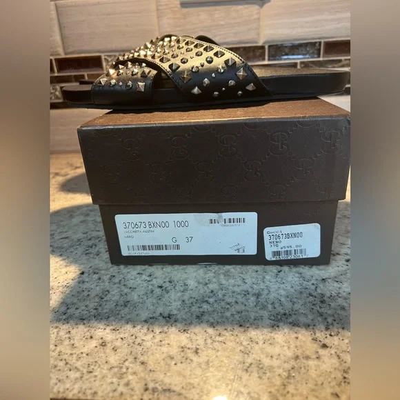 SOLD SOLD Authentic Gucci Vacchetta Austin Nero Sandal - Picture 9 of 16